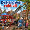 Cartoon van de brandweer met ladderwagen die een kat uit een boom probeert te halen terwijl buurtbewoners toekijken, met de tekst De brandweer rukt uit
